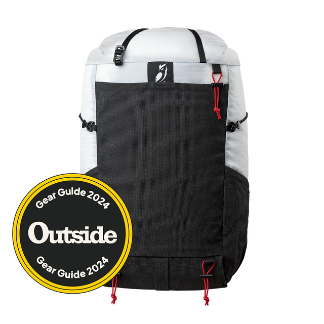 Skyline 30 Fastpack backpack with a visible brand logo on a plain background with an Outside Gear Guide award badge.