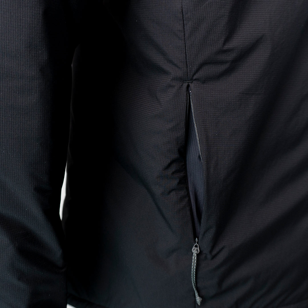 Side zippered pocket on vario jacket